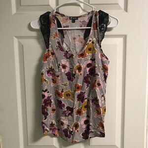 Lily White size small flowered tank lace shoulder